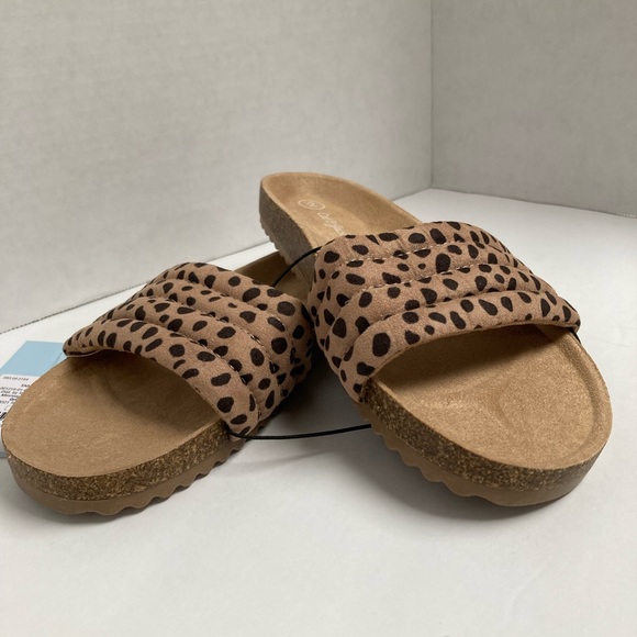 Girls Sandals Leopard Print Selma Tan with Black Spots Slip On Shoes Cat & Jack - Picture 2 of 9